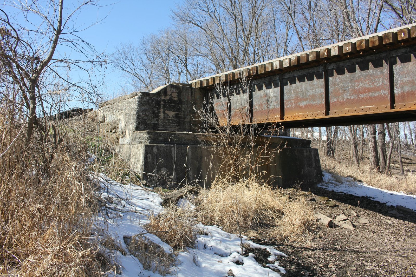 West abutment